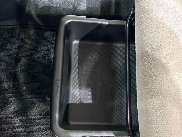 ムーヴキャンバスＧメイクアップリミテッド　ＳＡIII　ドライブレコーダーＬＥＤヘッドランプ・フォグランプ　置き楽ボックス　オートライト　プッシュボタンスタート　セキュリティアラーム　パノラマモニター対応カメラ　両側パワースライドドア（広島県）の中古車