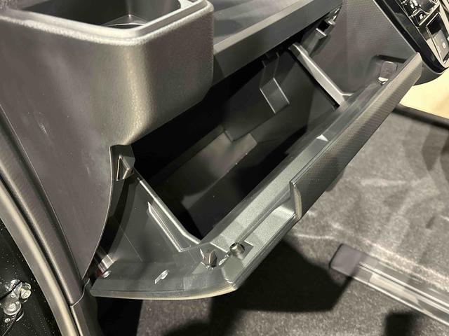 タントカスタムX バックモニター対応 電動パーキングブレーキLEDオートライト パワースライドドアウェルカムオープン機能 オート電動格納式ドアミラー 助手席ロングスライド 助手席イージークローザー アルミホイール キーフリーシステム(広島県)の中古車