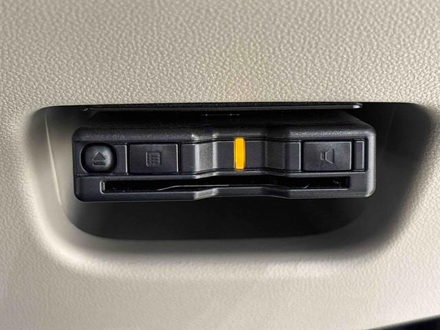 ムーヴＸリミテッドII　ＳＡIII運転席シートヒーター　アルミホイール　オートライト　プッシュボタンスタート　セキュリティアラーム　キーフリーシステム　オート電動格納式ドアミラー　シートリフター（広島県）の中古車