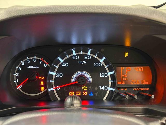 ムーヴＸリミテッドII　ＳＡIII運転席シートヒーター　アルミホイール　オートライト　プッシュボタンスタート　セキュリティアラーム　キーフリーシステム　オート電動格納式ドアミラー　シートリフター（広島県）の中古車