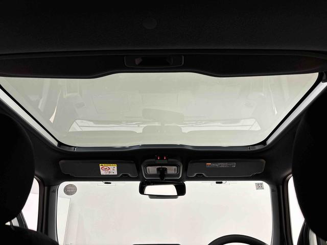 タフトG ダーククロムベンチャー4WD スカイフィールトップ ダークメッキパック シルバーアンダーガーニッシュ インテリアアクセント LEDオートライト&フォグランプ リヤヒーターダクト バックカメラ アルミホイール(広島県)の中古車