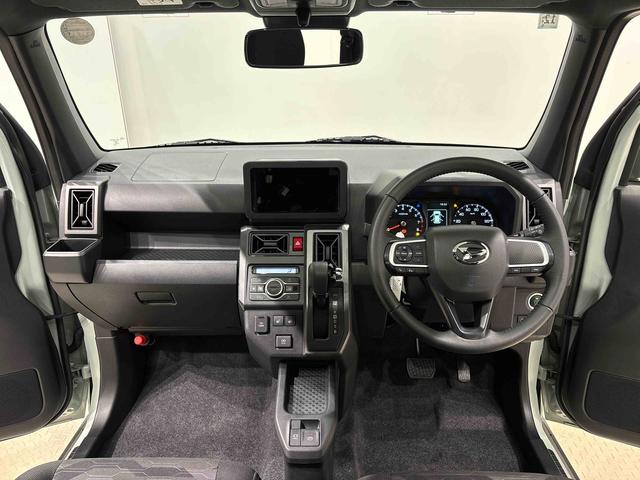 タフトG ダーククロムベンチャー4WD スカイフィールトップ ダークメッキパック シルバーアンダーガーニッシュ インテリアアクセント LEDオートライト&フォグランプ リヤヒーターダクト バックカメラ アルミホイール(広島県)の中古車