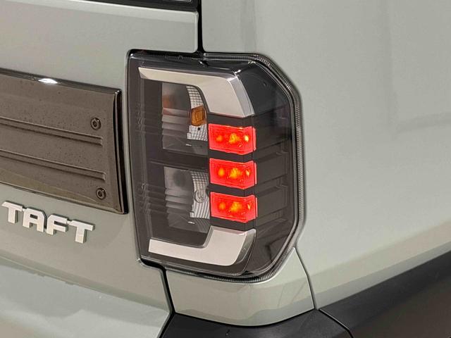 タフトG ダーククロムベンチャー4WD スカイフィールトップ ダークメッキパック シルバーアンダーガーニッシュ インテリアアクセント LEDオートライト&フォグランプ リヤヒーターダクト バックカメラ アルミホイール(広島県)の中古車