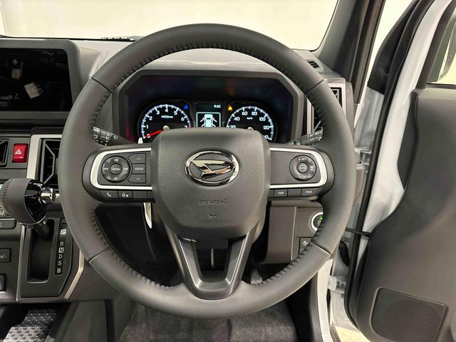 タフトGターボ クロムベンチャー 全車速追従機能付ACC純正ナビ装着用アップグレードパック 運転席・助手席シートヒーター 電動パーキングブレーキ オートブレーキホールド機能 オートライト 運転席シートリフター チルトステアリング キーフリーシステム(広島県)の中古車