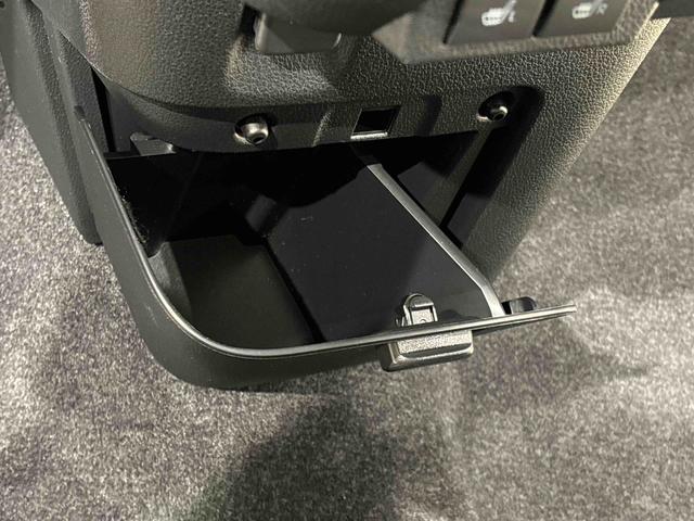 ムーヴキャンバスストライプスＧ　バックモニター　両側シートヒーターＬＥＤオートライト・フォグランプ　電動パーキングブレーキ　プッシュボタンスタート　セキュリティアラーム　バックカメラ　両側パワースライドドアウエルカムオープン機能　オート電動格納式ドアミラー（広島県）の中古車