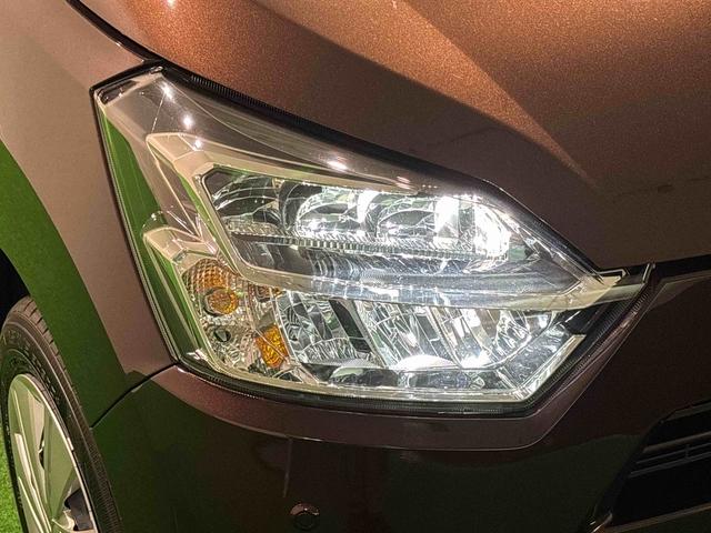 ミライースX SAIII LEDオートライト バックカメラ スマアシLEDヘッドランプ セキュリティアラーム コーナーセンサー 14インチフルホイールキャップ キーレスエントリー 電動格納式ドアミラー ショツピングフック マニュアルエアコン(広島県)の中古車