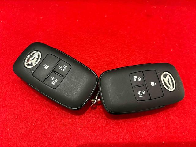 タントファンクロスターボLEDオートライト パワースライドドアウェルカムオープン機能 電動パーキングブレーキ 運転席助手席シートヒーター アルミホイール キーフリーシステム オート電動格納式ドアミラー(広島県)の中古車