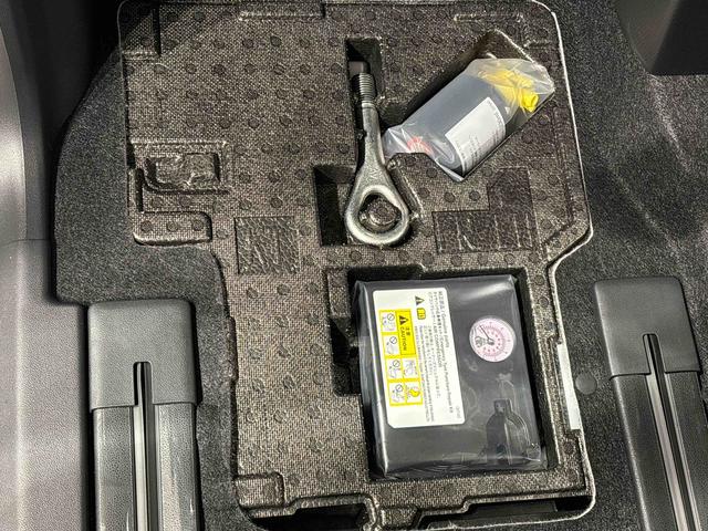 タントXLEDオートライト パワースライドドアウェルカムオープン機能 電動パーキングブレーキ 運転席助手席シートヒーター フルホイールキャツプ キーフリーシステム オート電動格納式ドアミラー(広島県)の中古車