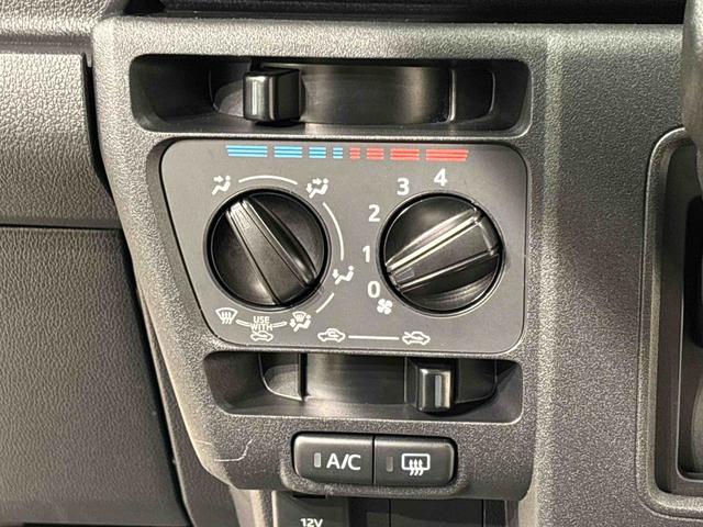 ハイゼットカーゴDXキーレスエントリー マニュアルエアコン 運転席・助手席パワーウインドウ オートライト ハンド式サイドブレーキ ハロゲンヘッドライト アイドリングストップ機能 テンパータイヤ(広島県)の中古車