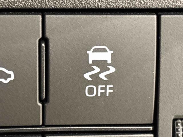 ハイゼットカーゴDXキーレスエントリー マニュアルエアコン 運転席・助手席パワーウインドウ オートライト ハンド式サイドブレーキ ハロゲンヘッドライト アイドリングストップ機能 テンパータイヤ(広島県)の中古車