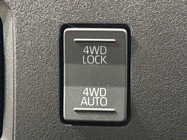 ハイゼットカーゴDXキーレスエントリー マニュアルエアコン 運転席・助手席パワーウインドウ オートライト ハンド式サイドブレーキ ハロゲンヘッドライト アイドリングストップ機能 テンパータイヤ(広島県)の中古車