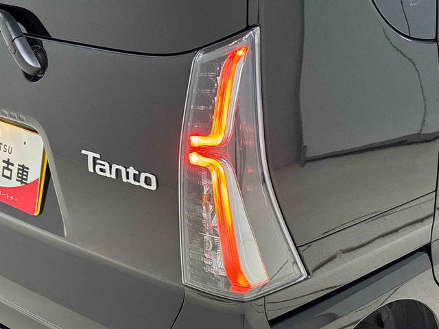 タントカスタムＸ　バックモニター　ＬＥＤヘッドライト・フォグランプ電動パーキングブレーキ　運転席・助手席シートヒーター　後席両側パワースライドドア　オートライト　サイドエアバッグ　セキュリティーアラーム　キーフリーシステム　純正アルミホイール（広島県）の中古車