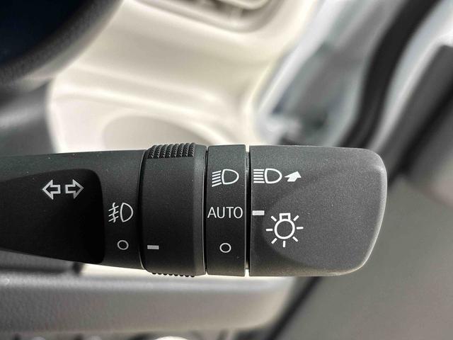 ムーヴキャンバスストライプスＧ　バックモニター対応カメラ　シートヒーターＬＥＤオートライト・フォグランプ　電動パーキングブレーキ　プッシュボタンスタート　セキュリティアラーム　バックカメラ　両側パワースライドドアウエルカムオープン機能　オート電動格納式ドアミラー（広島県）の中古車