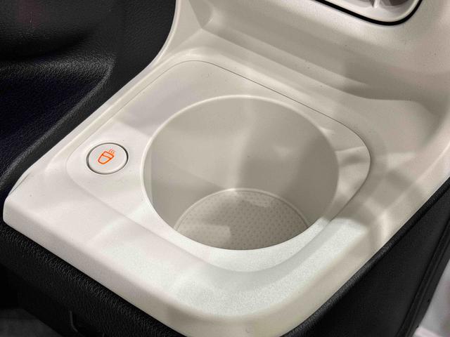 ムーヴキャンバスストライプスＧ　バックモニター対応カメラ　シートヒーターＬＥＤオートライト・フォグランプ　電動パーキングブレーキ　プッシュボタンスタート　セキュリティアラーム　バックカメラ　両側パワースライドドアウエルカムオープン機能　オート電動格納式ドアミラー（広島県）の中古車