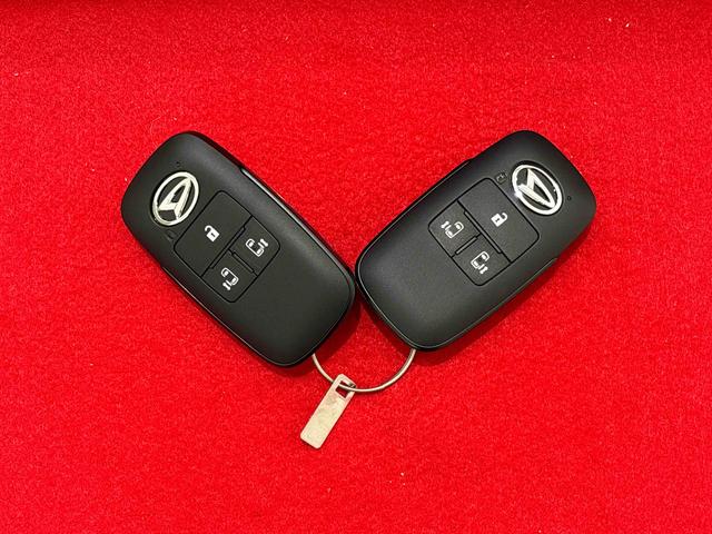 ムーヴキャンバスストライプスＧ　バックモニター対応カメラ　シートヒーターＬＥＤオートライト・フォグランプ　電動パーキングブレーキ　プッシュボタンスタート　セキュリティアラーム　バックカメラ　両側パワースライドドアウエルカムオープン機能　オート電動格納式ドアミラー（広島県）の中古車