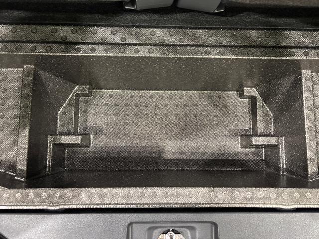 タントカスタムＲＳ　バックモニター対応カメラ　シートヒーターＬＥＤオートライト　パワースライドドアウェルカムオープン機能　電動パーキングブレーキ　運転席助手席シートヒーター　アルミホイール　キーフリーシステム　　オート電動格納式ドアミラー（広島県）の中古車