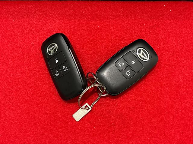 タントカスタムＲＳ　バックモニター対応カメラ　シートヒーターＬＥＤオートライト　パワースライドドアウェルカムオープン機能　電動パーキングブレーキ　運転席助手席シートヒーター　アルミホイール　キーフリーシステム　　オート電動格納式ドアミラー（広島県）の中古車