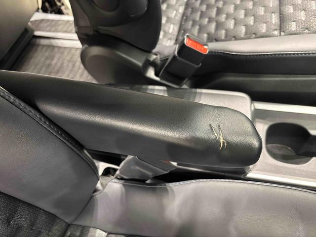 ヴォクシーハイブリッドＳ−Ｚ（広島県）の中古車