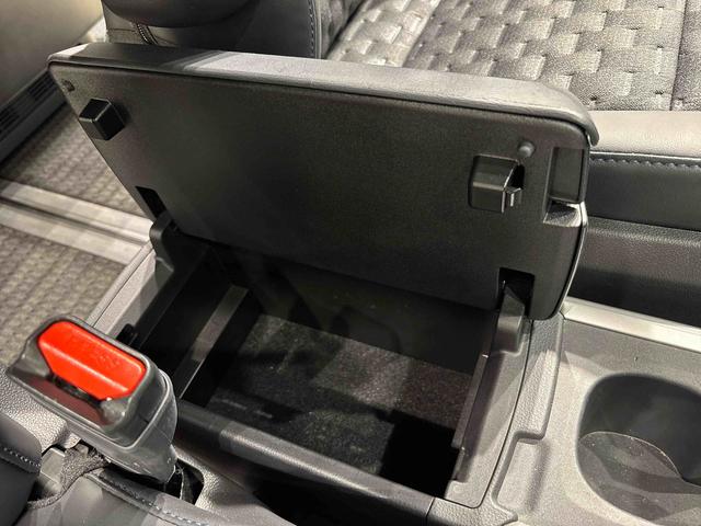 ヴォクシーハイブリッドＳ−Ｚ（広島県）の中古車