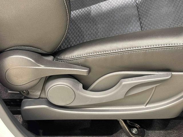 タントカスタムＲＳ　令和７年式　未走行車　保証継承ＬＥＤオートライト　パワースライドドアウェルカムオープン機能　電動パーキングブレーキ　運転席助手席シートヒーター　アルミホイール　キーフリーシステム　　オート電動格納式ドアミラー（広島県）の中古車