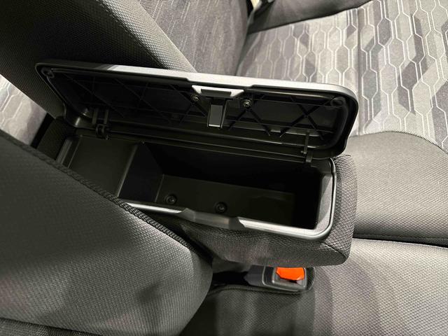 タントファンクロスターボ　後席両側パワースライドドア　キーフリーバックモニター　オートエアコン　電動パーキングブレーキ　運転席・助手席シートヒーター　オートエアコン　サイドエアバッグ　ＬＥＤヘッドライト・フォグランプ　純正１５インチアルミホイール（広島県）の中古車