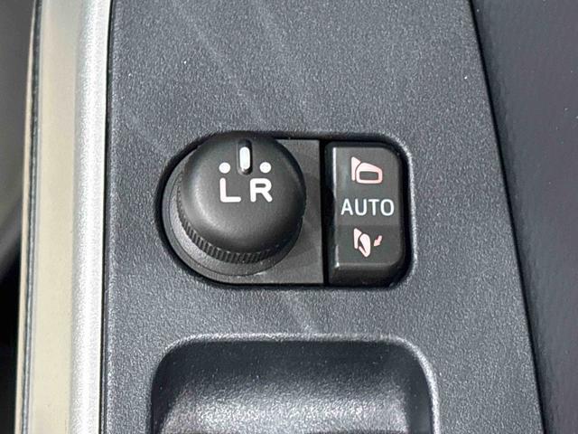 トールカスタムＧ　ターボナビ　バックカメラ　ＥＴＣ　ＬＥＤヘッドランプ・フォグランプ　アルミホイール　オートライト　プッシュボタンスタート　クルーズコントロール　　コーナーセンサー　パワースライドドア　キーフリーシステム（広島県）の中古車