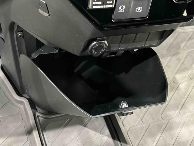 トールカスタムG ターボナビ パノラマ ETC LEDヘッドランプ・フォグランプ アルミホイール オートライト プッシュボタンスタート クルーズコントロール コーナーセンサー パワースライドドア キーフリーシステム(広島県)の中古車