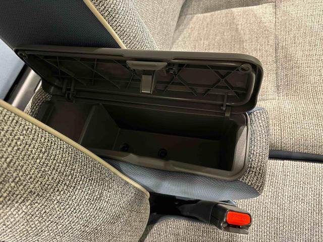 ムーヴキャンバスストライプスＧナビ　バックモニター　ＥＴＣ　ＬＥＤオートライト・フォグランプ　電動パーキングブレーキ　プッシュボタンスタート　セキュリティアラーム　両側パワースライドドアウエルカム　オート電動格納式ドアミラー（広島県）の中古車