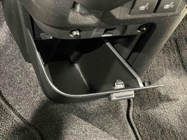 ムーヴキャンバスストライプスＧナビ　バックモニター　ＥＴＣ　ＬＥＤオートライト・フォグランプ　電動パーキングブレーキ　プッシュボタンスタート　セキュリティアラーム　両側パワースライドドアウエルカム　オート電動格納式ドアミラー（広島県）の中古車