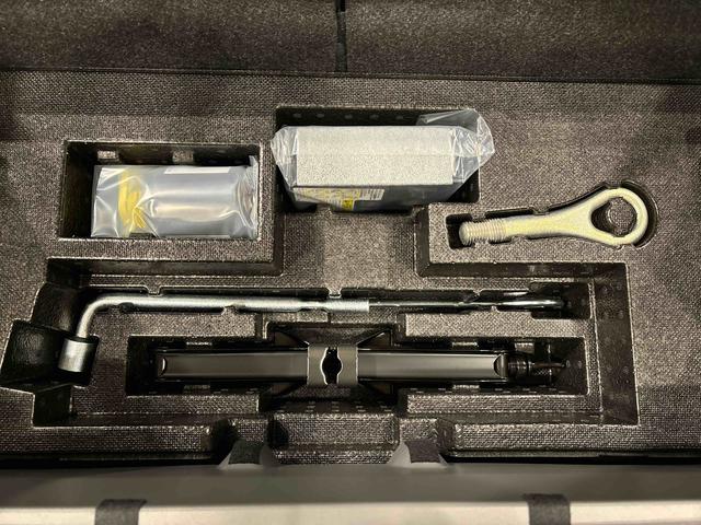 タフトGターボクロムベンチャー 純正ナビ ETC バックモニター車検整備 スカイフィールトップ クロムパック メッキパック シルバーアンダーガーニッシュ インテリアアクセント LEDオートハイビーム&フォグランプ 電動パーキングブレーキ バックカメラ(広島県)の中古車