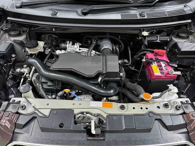 ブーンシルク　ＳＡIIナビ　ＬＥＤヘッドランプ　オートエアコン　プッシュボタンスタート　セキュリティアラーム　コーナーセンサー　社外アルミホイール　シートリフター（広島県）の中古車