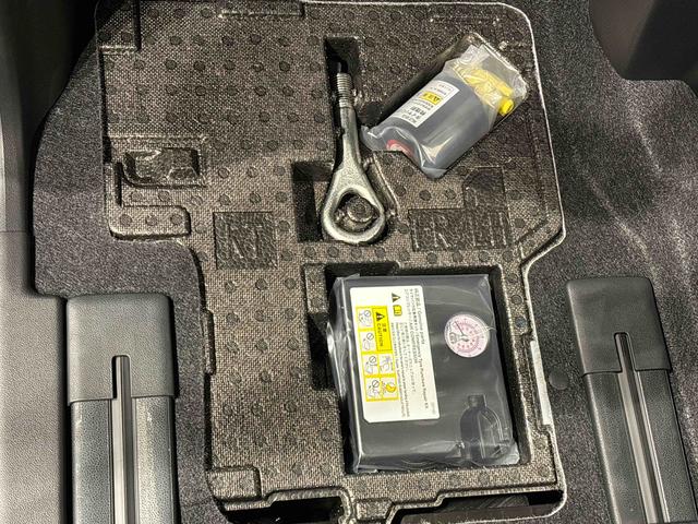 タントカスタムRSLEDオートライト パワースライドドアウェルカムオープン機能 電動パーキングブレーキ 運転席助手席シートヒーター アルミホイール キーフリーシステム オート電動格納式ドアミラー(広島県)の中古車