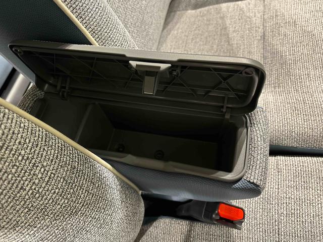 ムーヴキャンバスストライプスＧ　バックモニター対応カメラ　シートヒーターＬＥＤオートライト・フォグランプ　電動パーキングブレーキ　プッシュボタンスタート　セキュリティアラーム　バックカメラ　両側パワースライドドアウエルカムオープン機能　オート電動格納式ドアミラー（広島県）の中古車