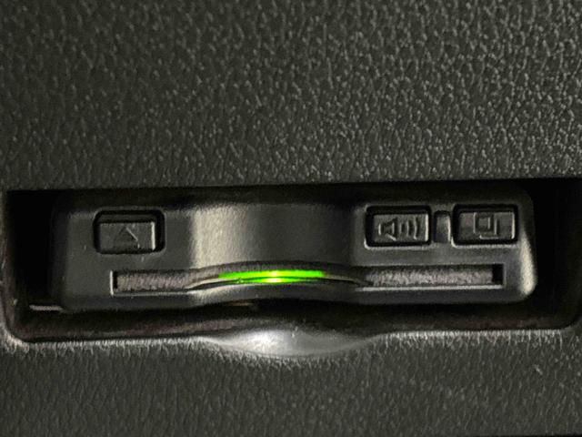 ハイゼットカーゴクルーズ ナビゲーション ETC ドライブレコーダーLEDヘッドランプ 電動格納式カラードドアミラー トップシェイドガラス プッシュボタンスタート フルホイールキャップ コーナーセンサー(広島県)の中古車