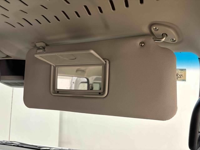 ハイゼットカーゴクルーズ ナビゲーション ETC ドライブレコーダーLEDヘッドランプ 電動格納式カラードドアミラー トップシェイドガラス プッシュボタンスタート フルホイールキャップ コーナーセンサー(広島県)の中古車