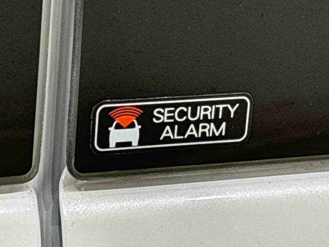 ハイゼットカーゴクルーズ ナビゲーション ETC ドライブレコーダーLEDヘッドランプ 電動格納式カラードドアミラー トップシェイドガラス プッシュボタンスタート フルホイールキャップ コーナーセンサー(広島県)の中古車