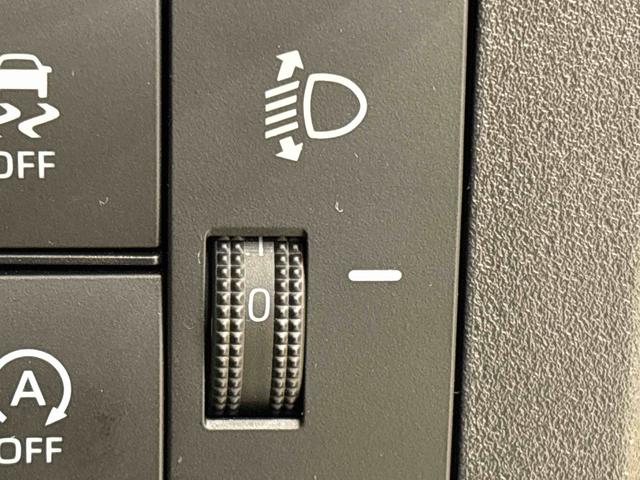 ハイゼットカーゴＤＸ　４ＷＤ　ＡＭ／ＦＭラジオ　ハロゲンヘッドライトマニュアルエアコン　リヤヒーター　オートライト　リヤワイパー　スペアタイヤ　キーレスエントリー　アイドリングストップ機能　運転席・助手席パワーウィンドウ（広島県）の中古車