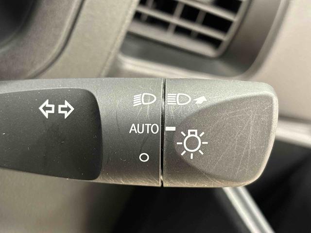 ハイゼットカーゴＤＸ　４ＷＤ　ＡＭ／ＦＭラジオ　ハロゲンヘッドライトマニュアルエアコン　リヤヒーター　オートライト　リヤワイパー　スペアタイヤ　キーレスエントリー　アイドリングストップ機能　運転席・助手席パワーウィンドウ（広島県）の中古車