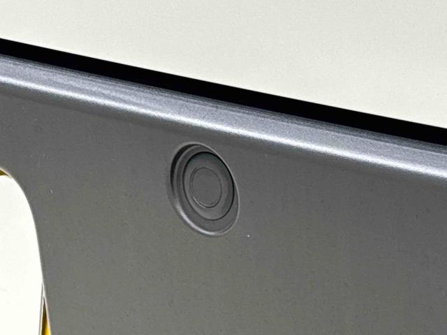 ハイゼットカーゴＤＸ　４ＷＤ　ＡＭ／ＦＭラジオ　ハロゲンヘッドライトマニュアルエアコン　リヤヒーター　オートライト　リヤワイパー　スペアタイヤ　キーレスエントリー　アイドリングストップ機能　運転席・助手席パワーウィンドウ（広島県）の中古車