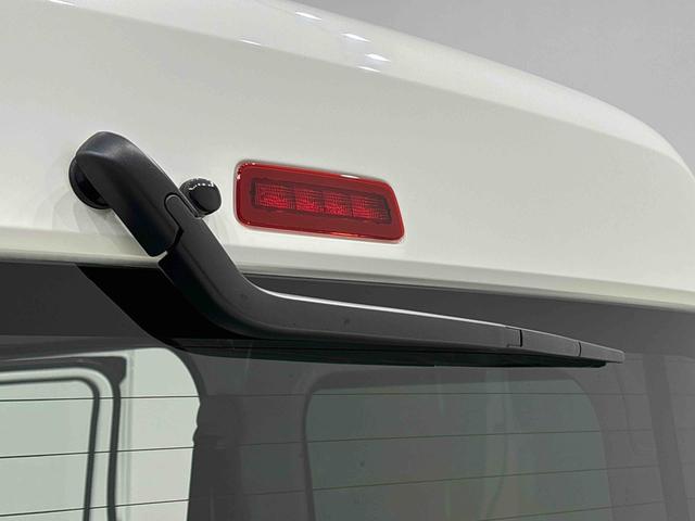 ハイゼットカーゴＤＸ　４ＷＤ　ＡＭ／ＦＭラジオ　ハロゲンヘッドライトマニュアルエアコン　リヤヒーター　オートライト　リヤワイパー　スペアタイヤ　キーレスエントリー　アイドリングストップ機能　運転席・助手席パワーウィンドウ（広島県）の中古車