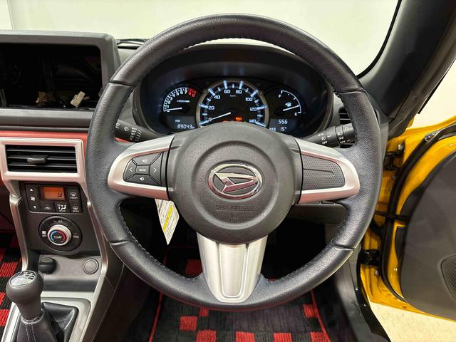 コペンセロ電動開閉式ルーフ LEDヘッドランプ ハロゲンフォグランプ 16インチタイヤ&アルミホイール プッシュボタンスタート セキュリティアラーム スタビライザー(フロント・リヤ)(広島県)の中古車