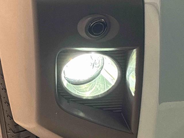 タフトＧ　ダーククロムベンチャー　バックモニター対応カメラスカイフィールトップ　インテリアアクセント　ＬＥＤオートハイビーム＆フォグランプ　電動パーキングブレーキ　バックカメラ　アルミホイール（広島県）の中古車