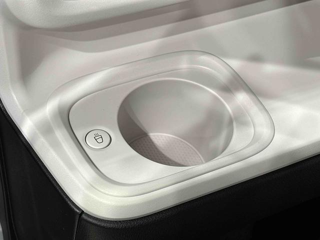 ムーヴキャンバスストライプスＧターボＬＥＤオートライト・フォグランプ　電動パーキングブレーキ　プッシュボタンスタート　セキュリティアラーム　バックカメラ　両側パワースライドドアウエルカムオープン機能　オート電動格納式ドアミラー（広島県）の中古車