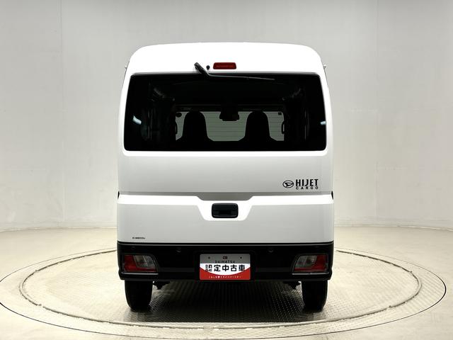 ハイゼットカーゴDX 4WD マニュアルエアコン AM/FMラジオLEDヘッドランプ トップシェイドガラス コーナーセンサー オーバーヘッドシェルフ フロントドアパワーウインドウ キーレスエントリー AM/FMラジオ テンパータイヤ スチールホイール(広島県)の中古車