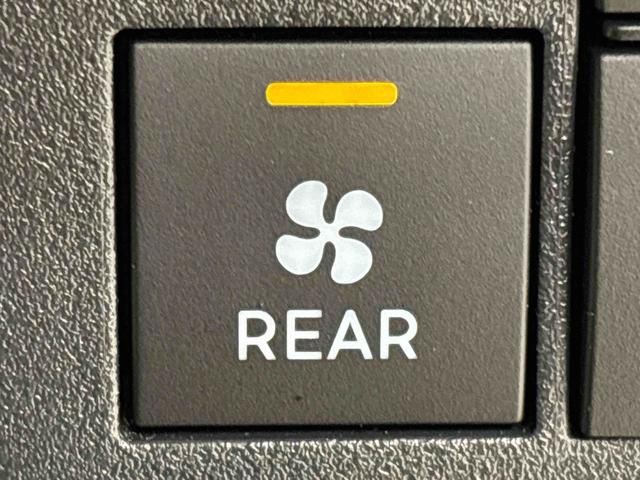 ハイゼットカーゴDX 4WD マニュアルエアコン AM/FMラジオLEDヘッドランプ トップシェイドガラス コーナーセンサー オーバーヘッドシェルフ フロントドアパワーウインドウ キーレスエントリー AM/FMラジオ テンパータイヤ スチールホイール(広島県)の中古車