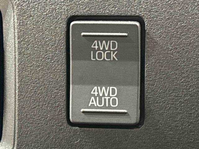 ハイゼットカーゴDX 4WD マニュアルエアコン AM/FMラジオLEDヘッドランプ トップシェイドガラス コーナーセンサー オーバーヘッドシェルフ フロントドアパワーウインドウ キーレスエントリー AM/FMラジオ テンパータイヤ スチールホイール(広島県)の中古車