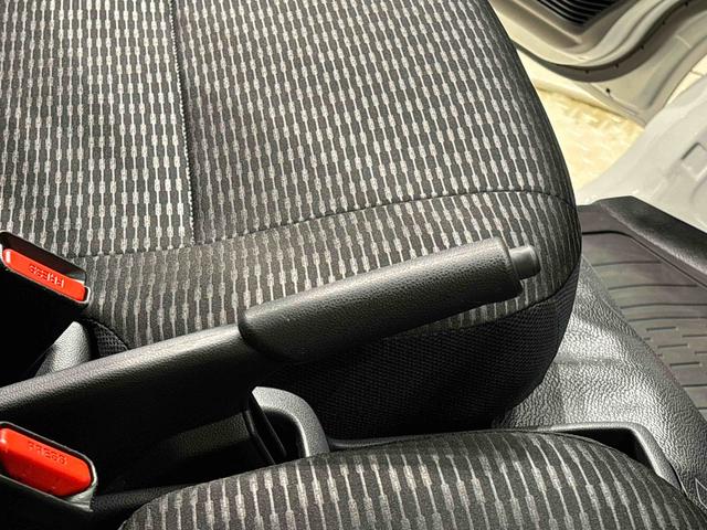 ハイゼットカーゴDX 4WD マニュアルエアコン AM/FMラジオLEDヘッドランプ トップシェイドガラス コーナーセンサー オーバーヘッドシェルフ フロントドアパワーウインドウ キーレスエントリー AM/FMラジオ テンパータイヤ スチールホイール(広島県)の中古車