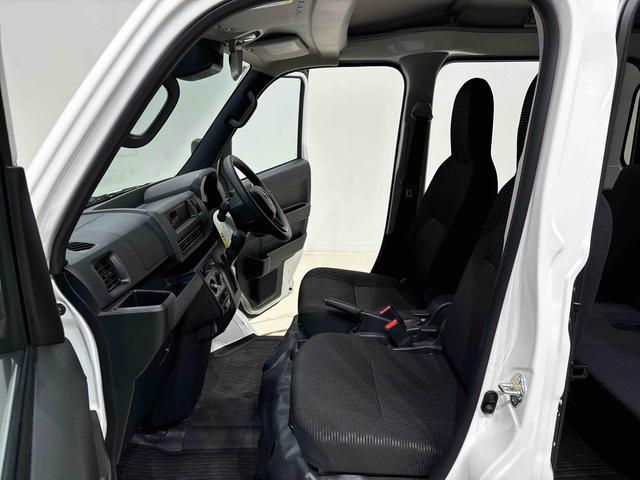 ハイゼットカーゴDX 4WD マニュアルエアコン AM/FMラジオLEDヘッドランプ トップシェイドガラス コーナーセンサー オーバーヘッドシェルフ フロントドアパワーウインドウ キーレスエントリー AM/FMラジオ テンパータイヤ スチールホイール(広島県)の中古車