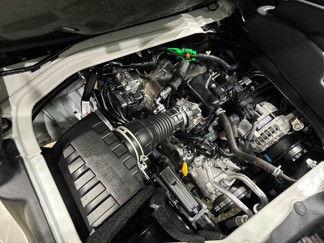 ハイゼットカーゴDX 4WD マニュアルエアコン AM/FMラジオLEDヘッドランプ トップシェイドガラス コーナーセンサー オーバーヘッドシェルフ フロントドアパワーウインドウ キーレスエントリー AM/FMラジオ テンパータイヤ スチールホイール(広島県)の中古車