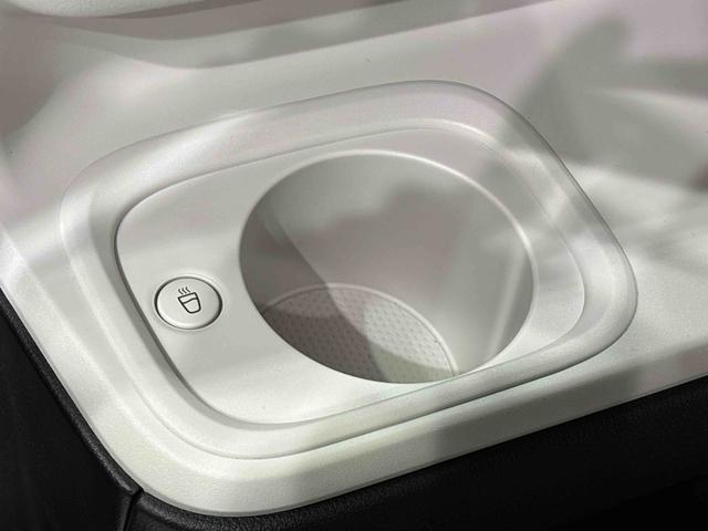 ムーヴキャンバスストライプスＧＬＥＤオートライト・フォグランプ　電動パーキングブレーキ　プッシュボタンスタート　セキュリティアラーム　バックカメラ　両側パワースライドドアウエルカムオープン機能　オート電動格納式ドアミラー（広島県）の中古車